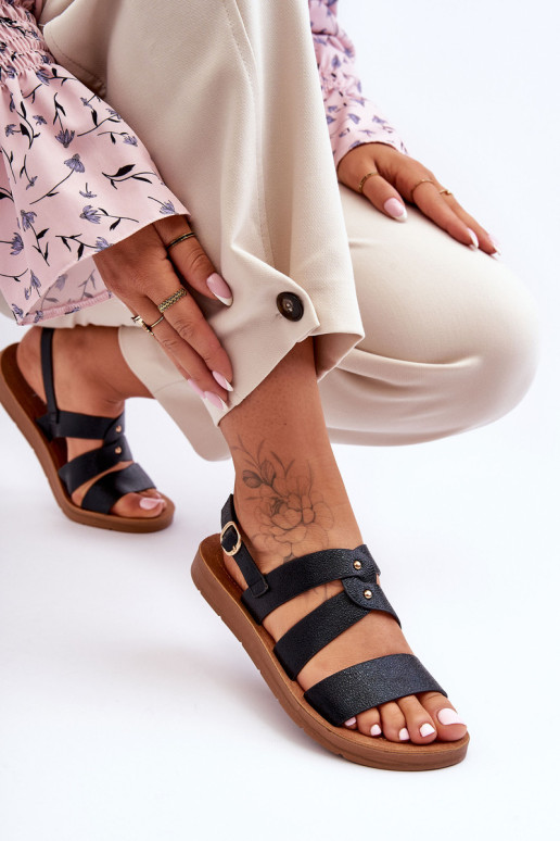 Blizgios moteriškos basutės, juodos katalijos