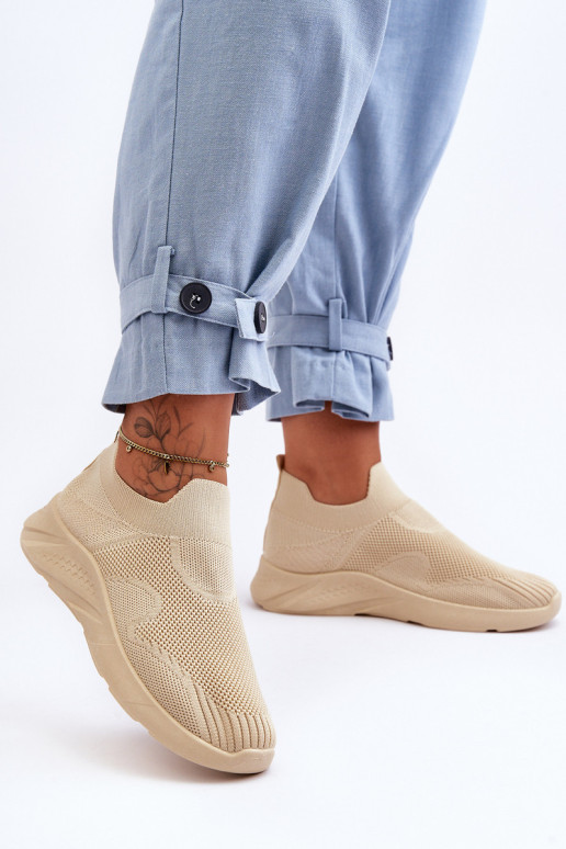 Moteriški sportiniai bateliai smėlio spalvos...