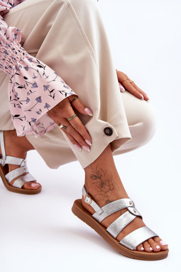 Moteriškos blizgios basutės, sidabrinės katalijos spalvos