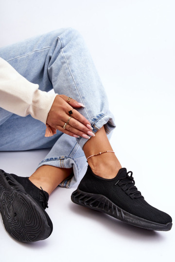 Moteriški sportbačiai iš audinio, juodi Venett