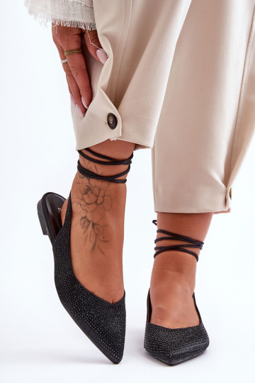 Suvarstomi moteriški baleto apartamentai, papuošti...