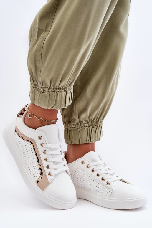 Moteriški klasikiniai sportiniai batai baltai...