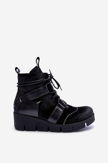 Odiniai batai ant pleišto Maciejka 06185-01 Juodi