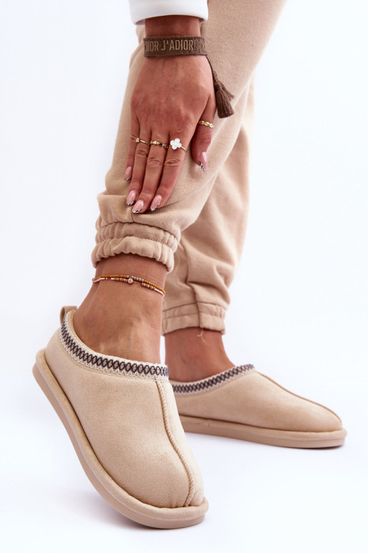 Moteriškos zomšinės šlepetės su dirbtiniu...