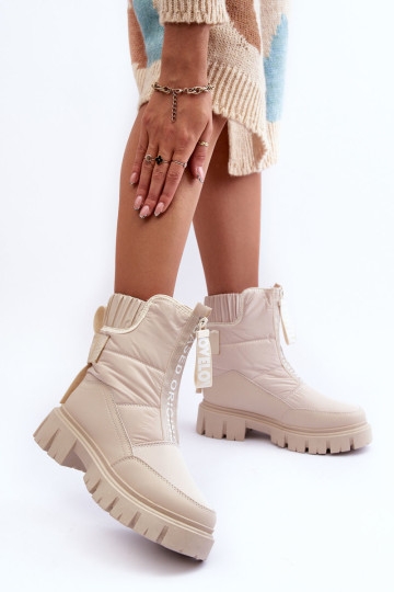 Moteriški aukšti sniego batai, izoliuoti smėlio spalvos... 2