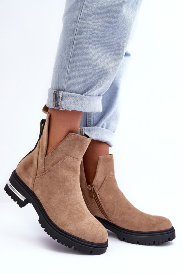 Iškirpti plokščiapadžiai su žemakulniais zomšiniais... 2