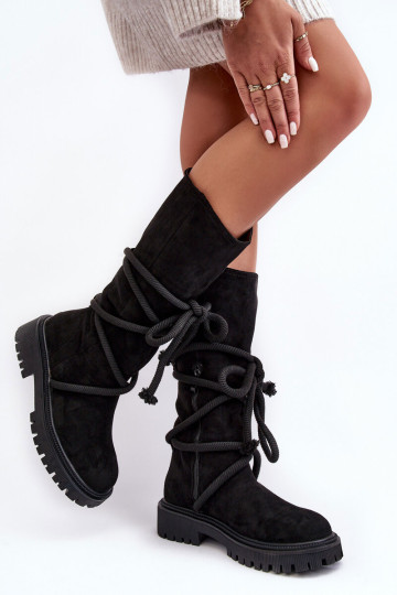 Moteriški zomšiniai batai su raišteliu juodai Tanive