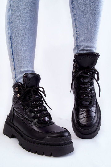 Juodi pašiltinti aulinukai ant platformos 3