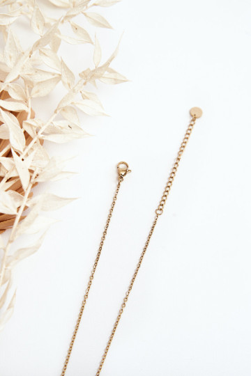 Moteriška grandinėlė su V raide, auksinė