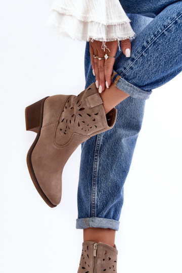 Zomšiniai ažūriniai kaubojiški batai D&A SN622-20 Tamsiai smėlio spalvos