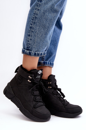 Moteriški izoliuoti batai ant platformos Lee Cooper LCJ-23-44-1979L juodi