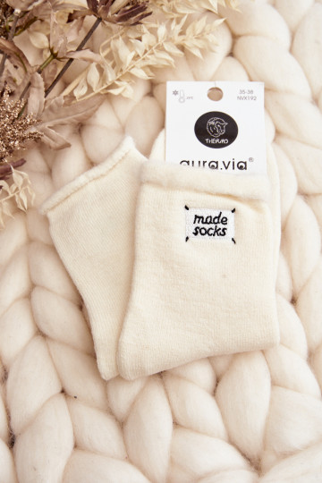 Moteriškas storų kojinių kremas