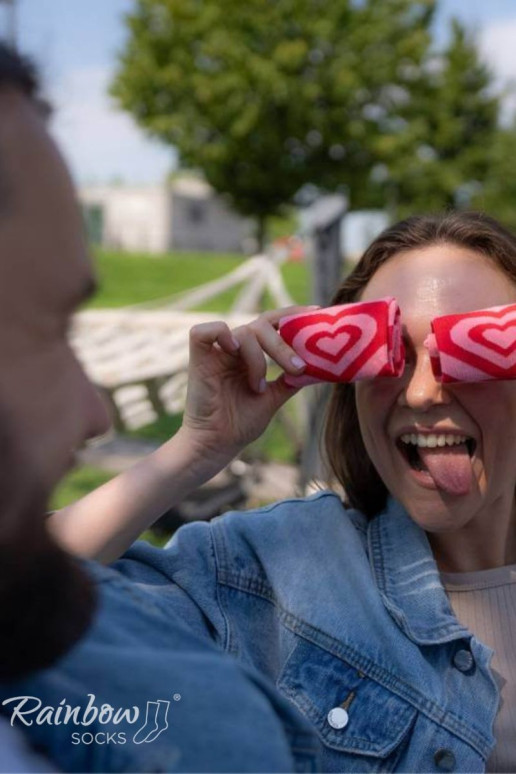 COUPLE BOX 2 Pairs Box Heart Rainbow kojinės