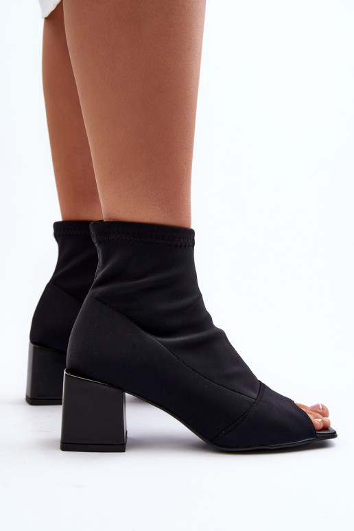 Zazoo 2876 moteriški aukštakulniai batai atvirais pirštais, juodi