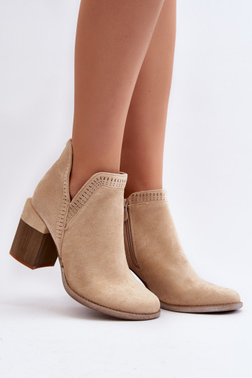 Stiletto Booties su iškirpte šviesiai smėlio spalvos Jolnima