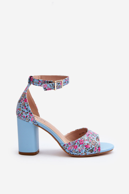 Vitamella Mėlyni gėlėti smailianosiai sandalai