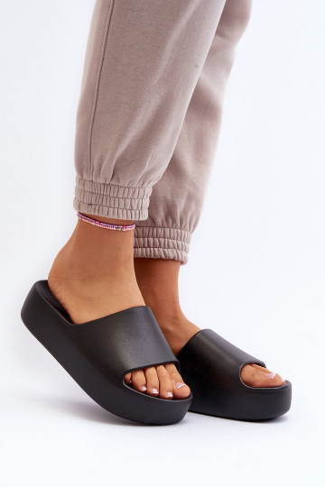 Moterų storas vienintelis šlepetės Black Oreithano 2