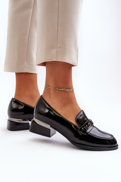 Moteriški lakinės odos žemakulniai batai, juodi Albreide