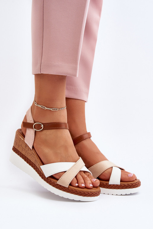 Smėlio spalvos Kioda Pleištinės basutės su petnešėlėmis