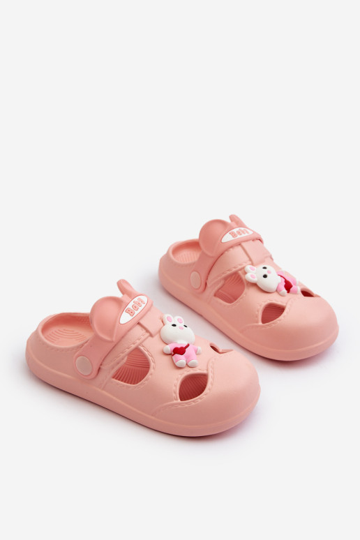 Vaikiškos porolono šlepetės su rožine oplėjos dekoracija