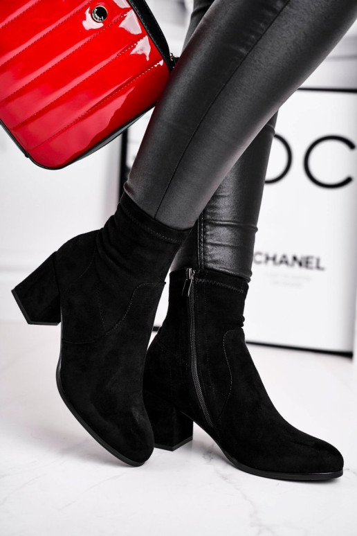 Moteriški batai, juodi zomšiniai Merducio