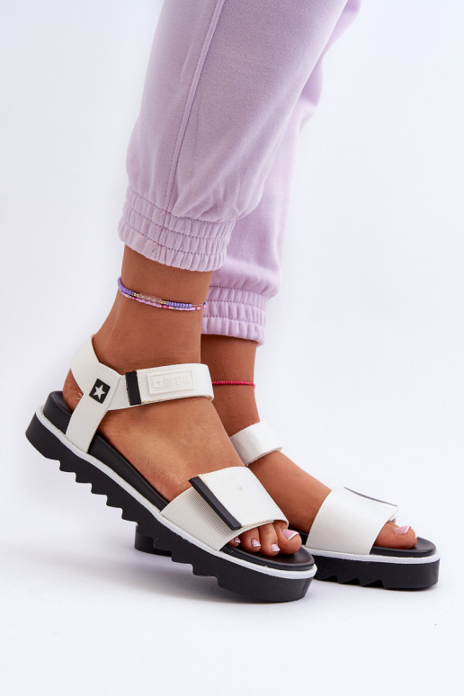 Moteriški sandalai su platforma Big Star NN274777 balti