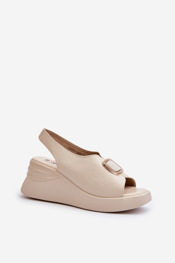 Odiniai moteriški sandalai su puošmena, smėlio spalvos „Salvania“. 2