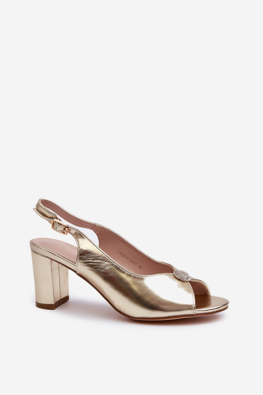 Elegantiškos aukštakulnės basutės su aukso spalvos Trasea puošmena