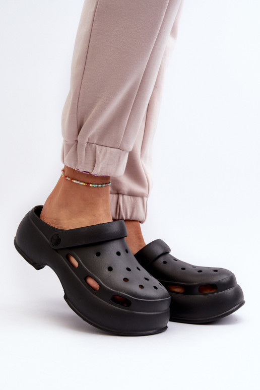 Moteriškos putplasčio šlepetės su masyviu padu, Black Danollia