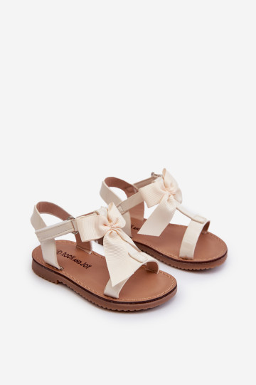 Lakinės odos vaikiškos basutės su Velcro lankeliu, šviesiai smėlio spalvos Joratia