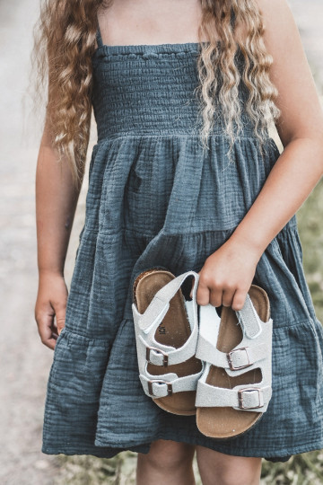 Vaikiški basutės ant kamštinės platformos, užsegamos Velcro, pilka Rorria