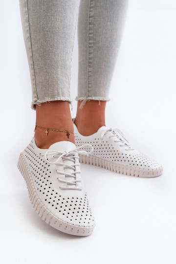 Moteriški odiniai sportbačiai su ažūriniu raštu, balta Ilvima