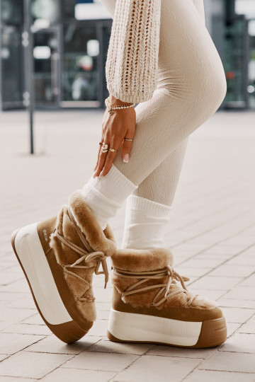 Moteriški odiniai sniego batai ant storo pado su kailiu Big Star OO274A207 Ruda