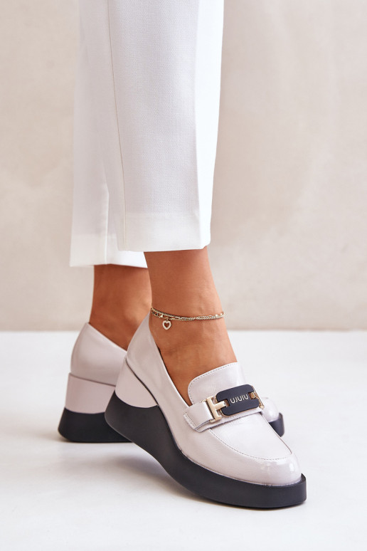 Vinceza 58337 pilki patentuoti pleištiniai mokasinai