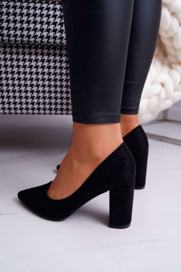 Moteriškos pompos ant kulno Zomšinės juodos spalvos Florena 2