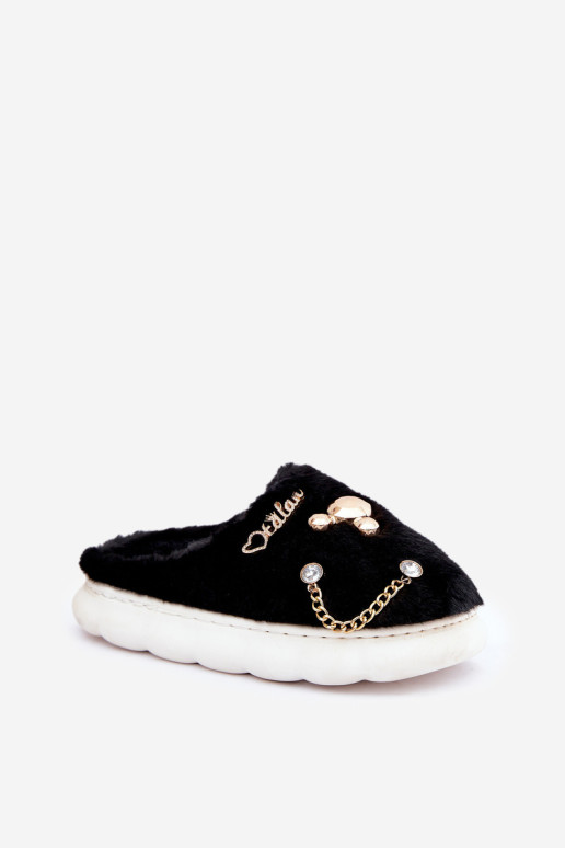 Pūkuotos šlepetės su smeigtukais Juodos Ivelfedi