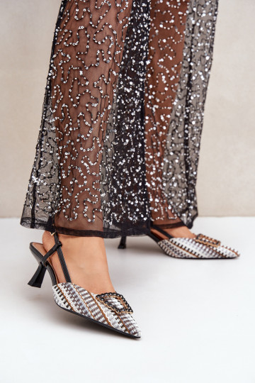 Kulniukai su dekoracija ir atviru kulnu Black Teminora