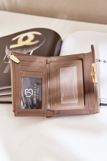 Rahner tamsiai smėlio spalvos lakinės odos moteriška piniginė 2