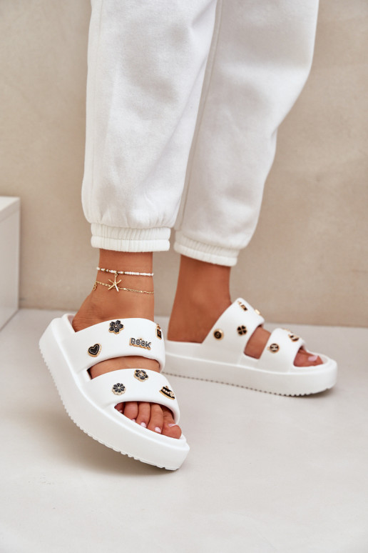 Moteriškos putplasčio šlepetės su segtukais White Ravanala