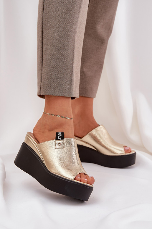 Platforma ir pleištiniai šlepetės Eco Leather Gold Eridoria