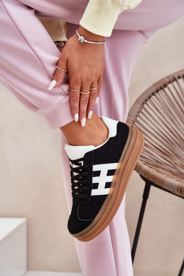 Moteriški sportbačiai ant platformos, juodi Syliyana