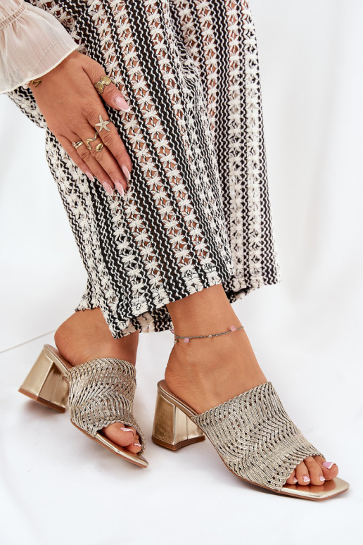 Moteriškos šlepetės su pynimu ant kulno Auksinė Ciariloria