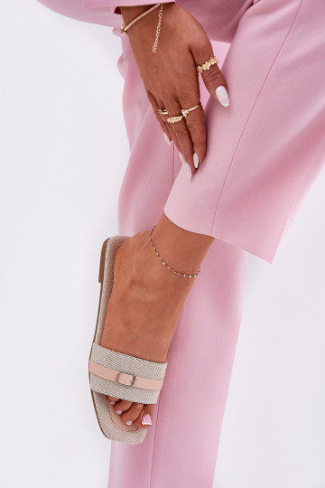 Moteriški plokšti šlepetės su dirželiu ir sagtimi smėlio spalvos Žilina