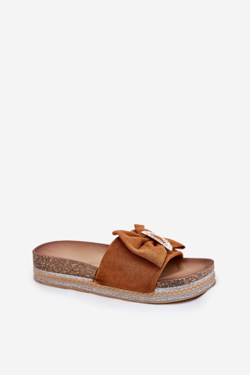 Moteriškos platforminės šlepetės su lankeliu ir dekoratyvine sage Camel Lenela