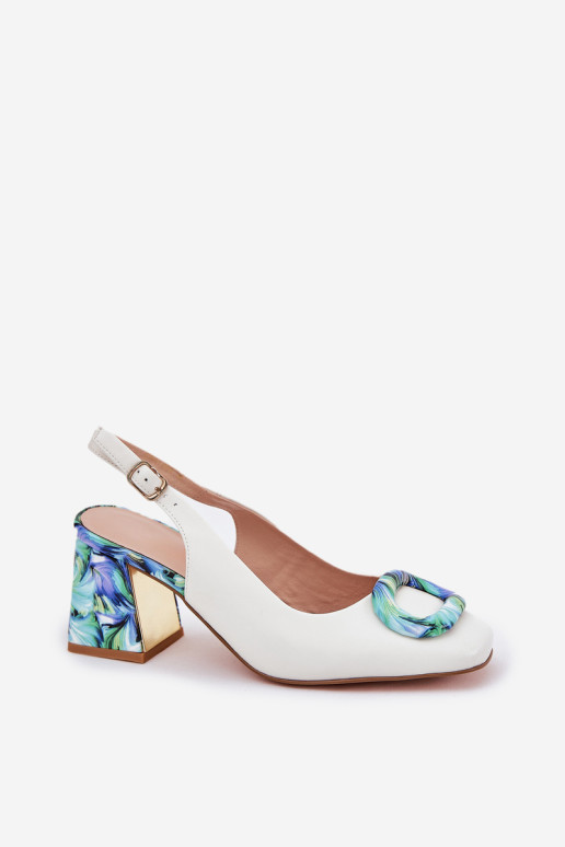 Moteriškos odinės basutės su kulnu D&A CR51-002 baltos