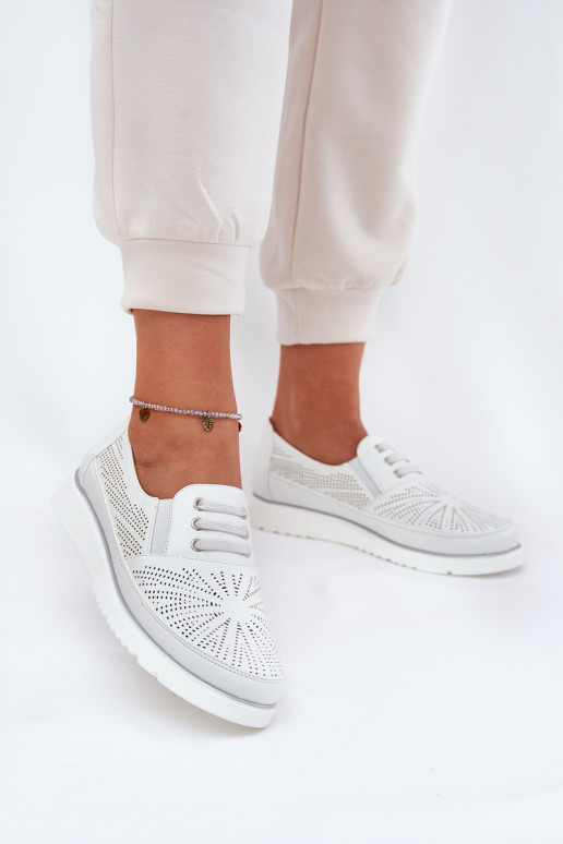 Moteriški užsegami ažūriniai batai White Azethia