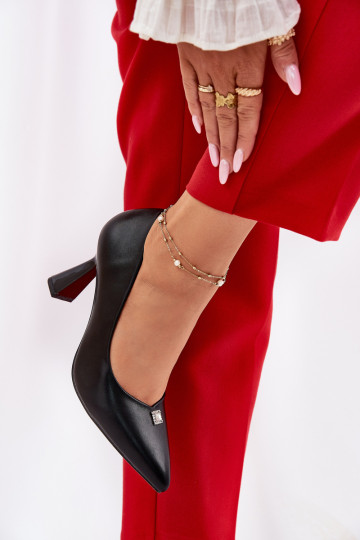 Elegantiški siurbliai ant platėjančios Stiletto Vinceza 62222 juodos spalvos