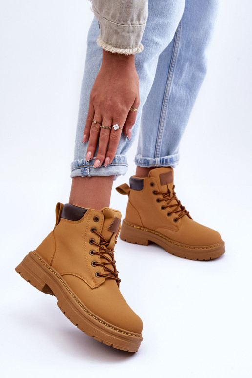 Moteriški batai su kailiu Corbin rudi