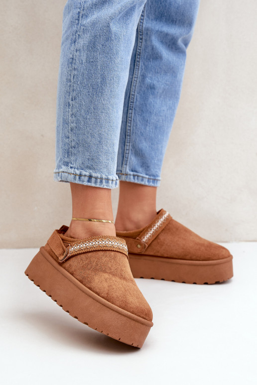 Sniego batai su dekoratyviniais siuvinėjimais „Camel Selithria“