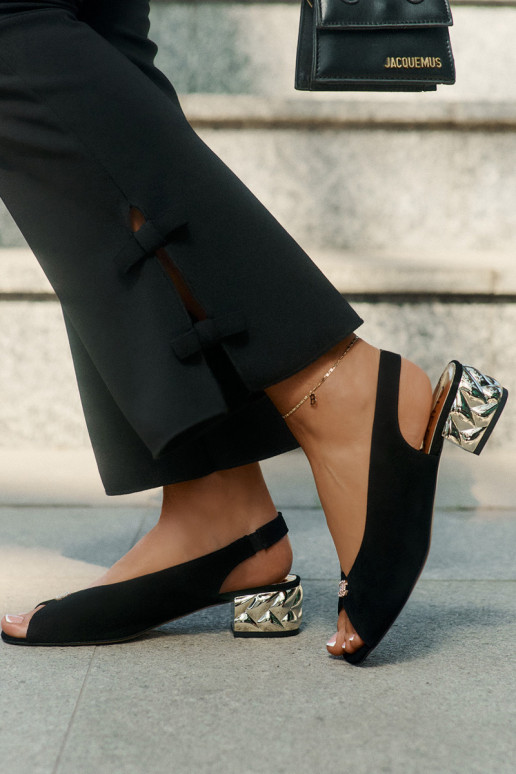 Elegantiškos zomšinės moteriškos basutės CheBello 4724 juodos